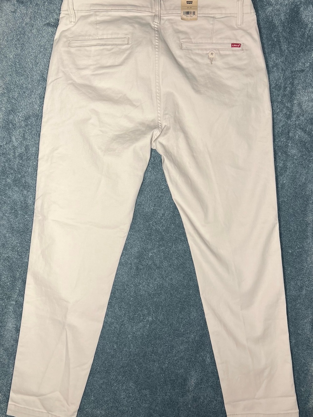Levi’s Men’s Chino Pants 34x32 Beige Standard Taper NWT